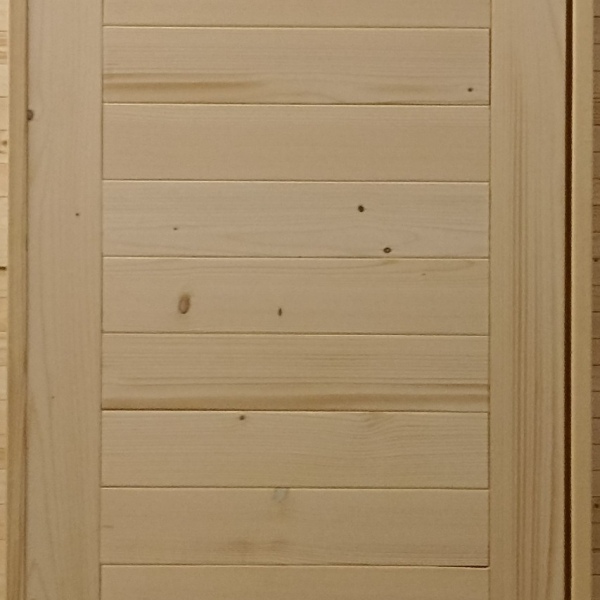 Дверь деревянная из массива хвойных пород 180*80